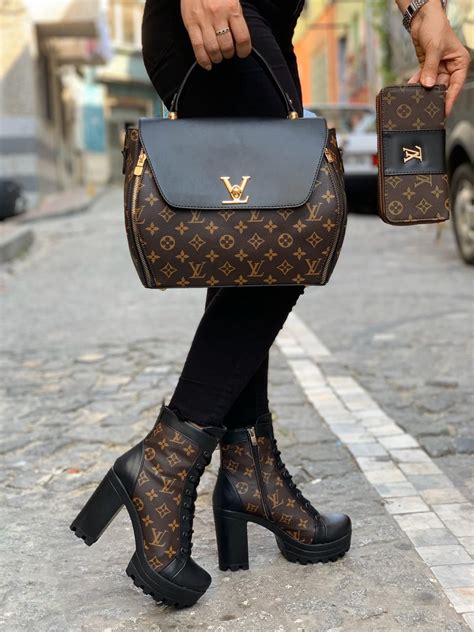 louis vuitton boot bag shoe